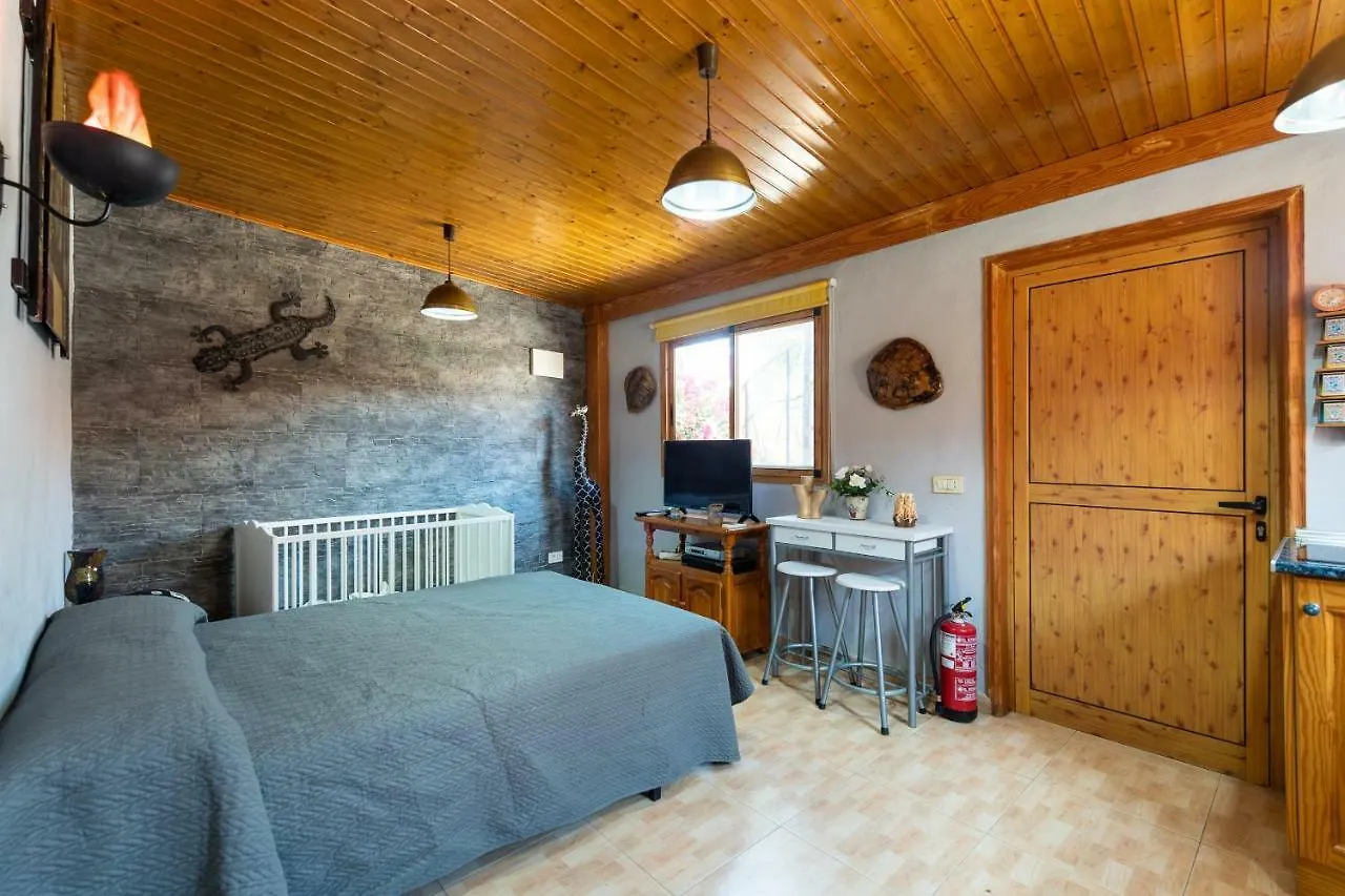 Ferienhaus Camping Cabin - Private Solarium & Pool - Bbq San Bartolomé